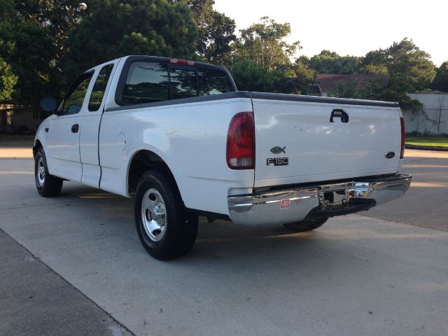 2000 Ford F150 Extended LS