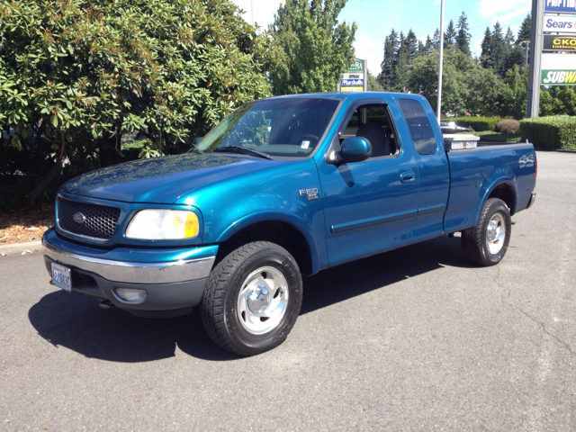 2000 Ford F150 SLT 1 Ton Dually 4dr 35