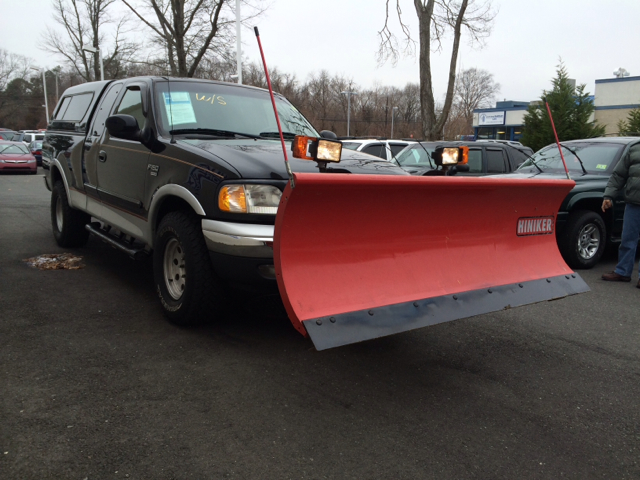 2000 Ford F150 Crew Cab 143.5 WB 4WD SLT