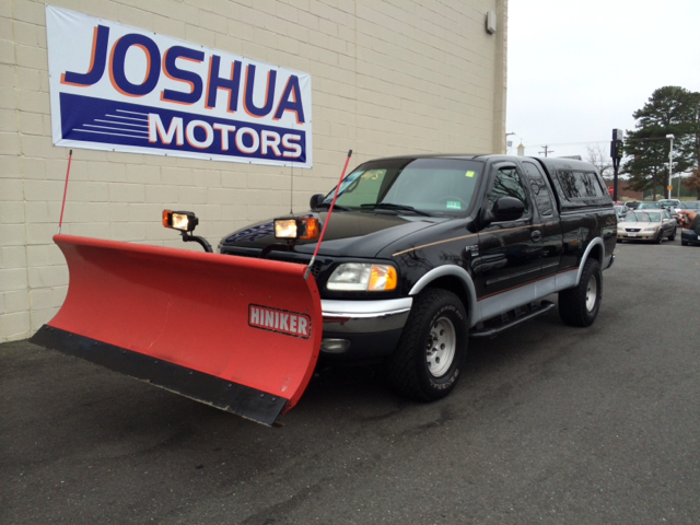 2000 Ford F150 Crew Cab 143.5 WB 4WD SLT