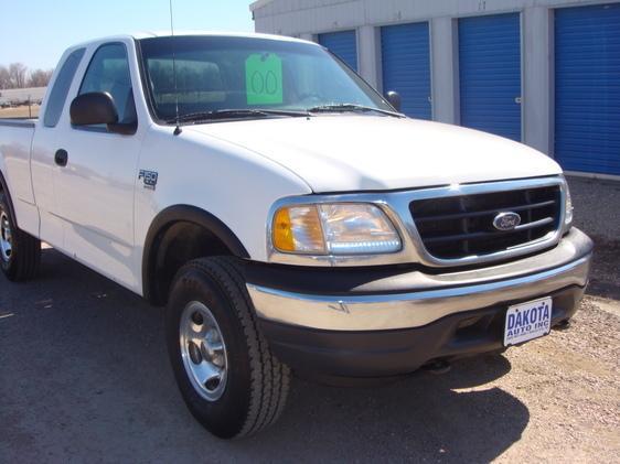 2000 Ford F150 Reg Cab 108 WB