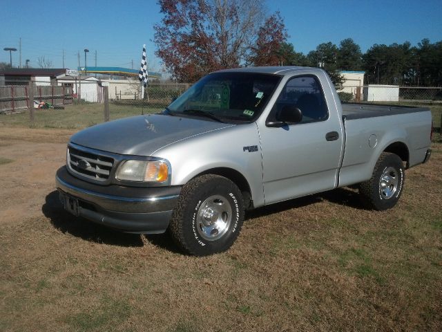 2000 Ford F150 103 WB XLT