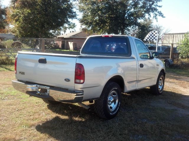 2000 Ford F150 103 WB XLT