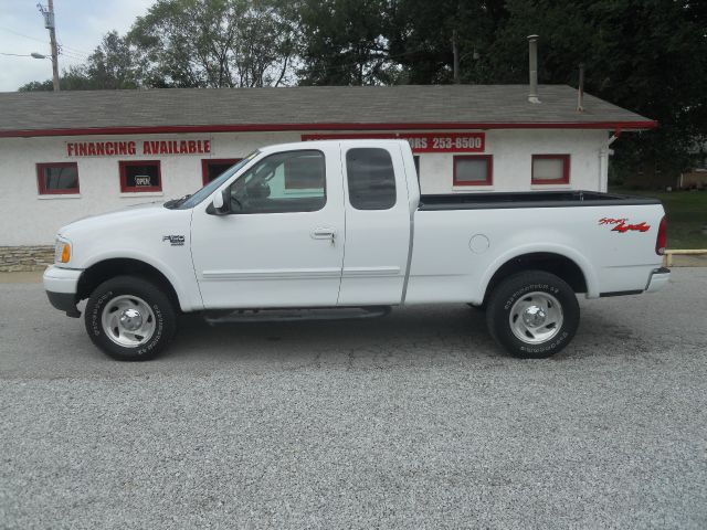 2000 Ford F150 SLT 1 Ton Dually 4dr 35