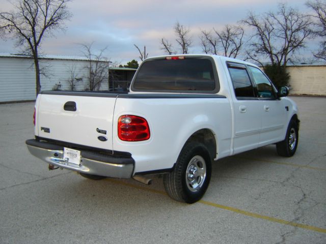 2001 Ford F150 SL Short Bed 2WD