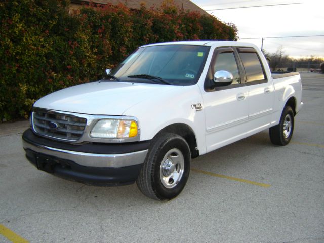 2001 Ford F150 SL Short Bed 2WD