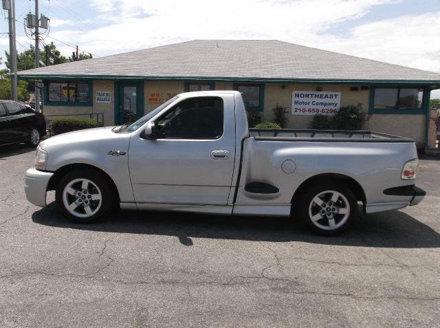 2001 Ford F150 4dr 4-cyl (natl) SUV