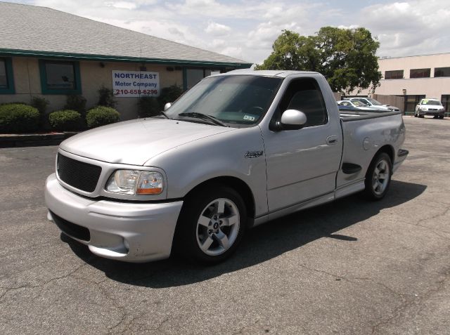 2001 Ford F150 4dr 4-cyl (natl) SUV