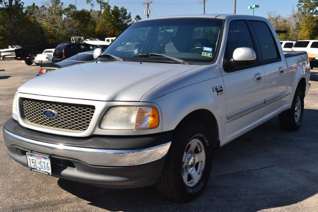 2001 Ford F150 SL Short Bed 2WD