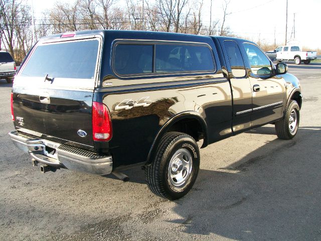 2001 Ford F150 SLT 1 Ton Dually 4dr 35