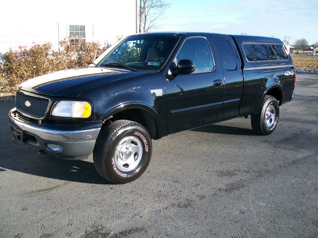 2001 Ford F150 SLT 1 Ton Dually 4dr 35