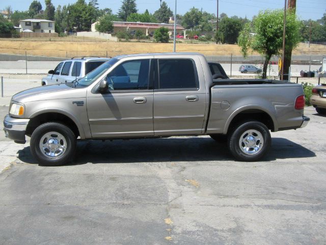 2001 Ford F150 XLT Supercrew Short Bed 2WD