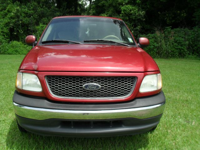 2001 Ford F150 SL Short Bed 2WD