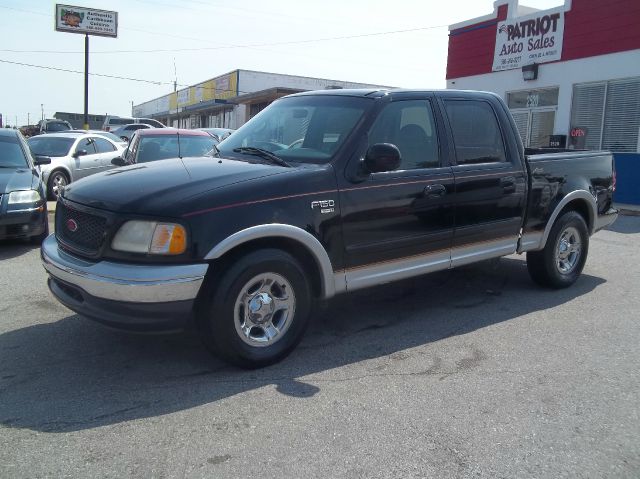 2001 Ford F150 Club Cab 131 WB