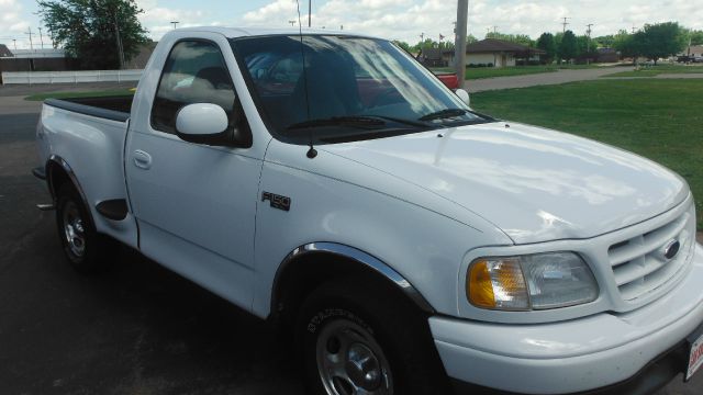 2001 Ford F150 LE Model