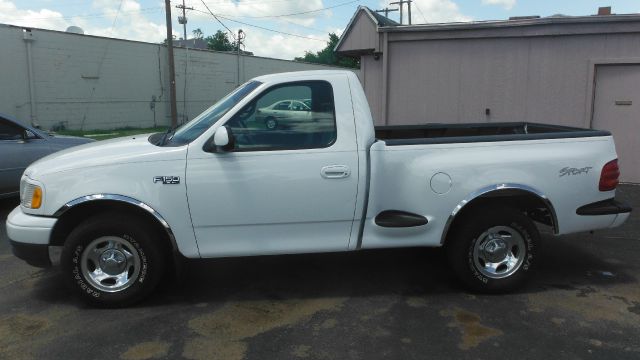 2001 Ford F150 LE Model