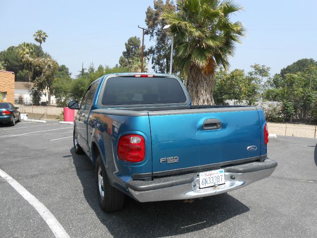 2001 Ford F150 SL Short Bed 2WD