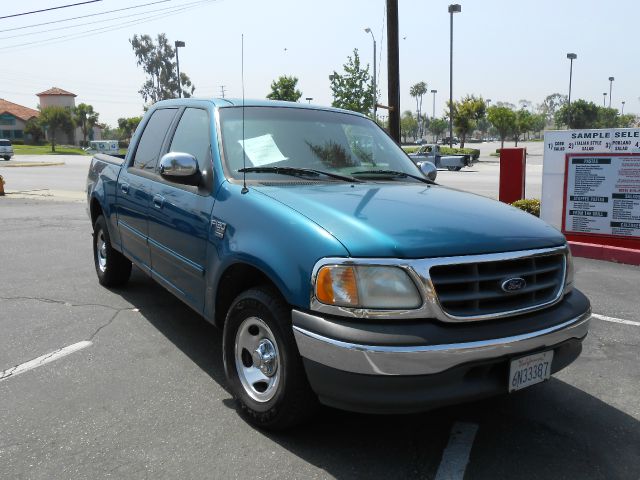 2001 Ford F150 SL Short Bed 2WD