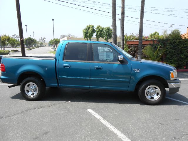 2001 Ford F150 SL Short Bed 2WD