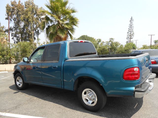 2001 Ford F150 SL Short Bed 2WD