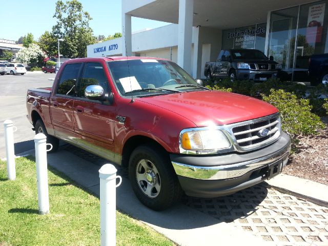 2001 Ford F150 SL Short Bed 2WD