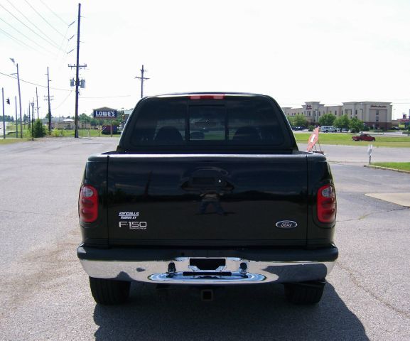 2001 Ford F150 Club Cab 131 WB