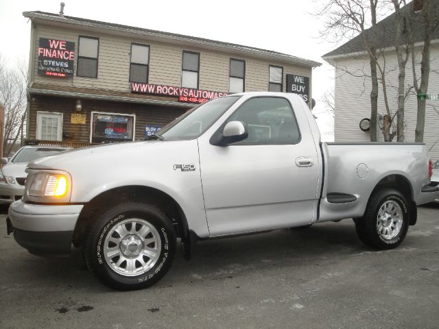 2001 Ford F150 4dr Sdn W/1sa Ltd Avail Sedan