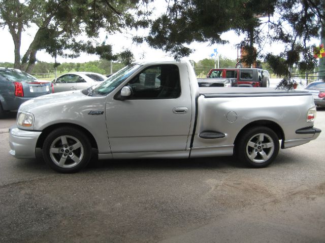 2001 Ford F150 4dr 4-cyl (natl) SUV