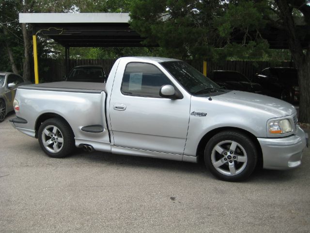 2001 Ford F150 4dr 4-cyl (natl) SUV