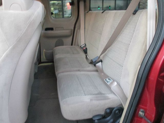 2001 Ford F150 SLT 1 Ton Dually 4dr 35