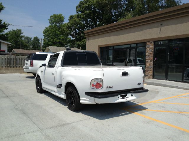 2001 Ford F150 4dr 4-cyl (natl) SUV