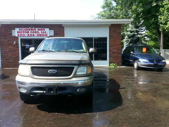 2001 Ford F150 SLT 1 Ton Dually 4dr 35