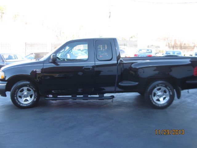 2001 Ford F150 SLE 5.3L V8 4WD 9 Passenger ABS TC