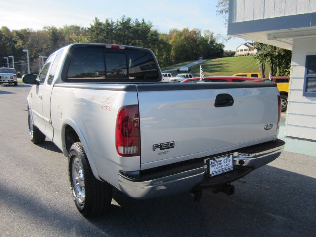 2001 Ford F150 SLT 1 Ton Dually 4dr 35