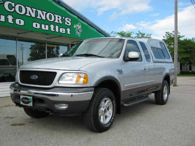 2002 Ford F150 SLT 1 Ton Dually 4dr 35