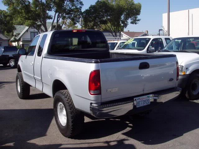 2002 Ford F150 ESi