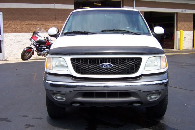 2002 Ford F150 SLT 1 Ton Dually 4dr 35