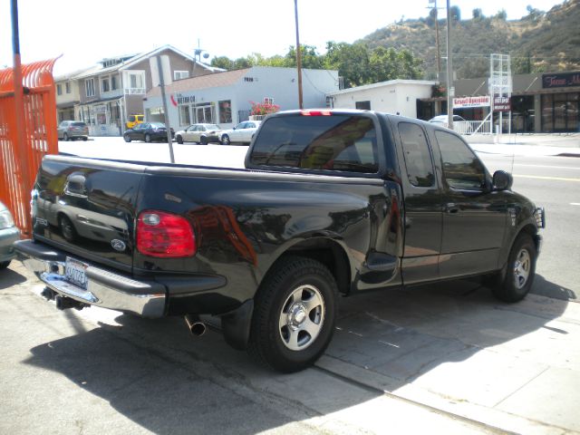 2002 Ford F150 SLE 5.3L V8 4WD 9 Passenger ABS TC