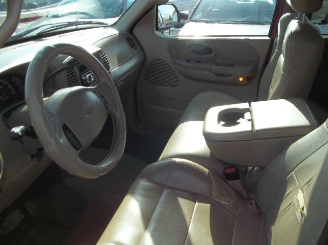 2002 Ford F150 Base Hardtop