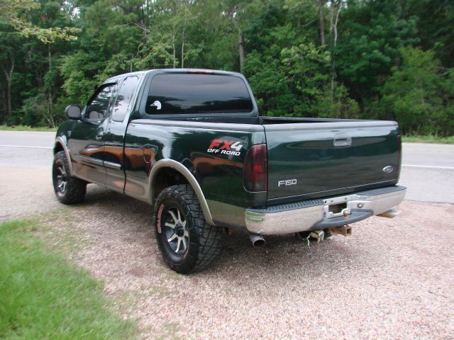 2002 Ford F150 Reg Cab 108 WB