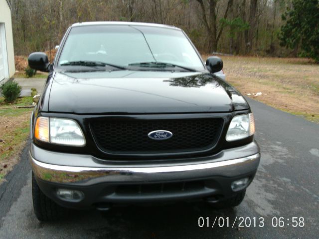 2002 Ford F150 SLT 1 Ton Dually 4dr 35