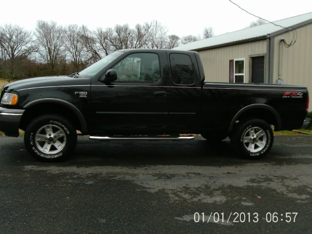 2002 Ford F150 SLT 1 Ton Dually 4dr 35