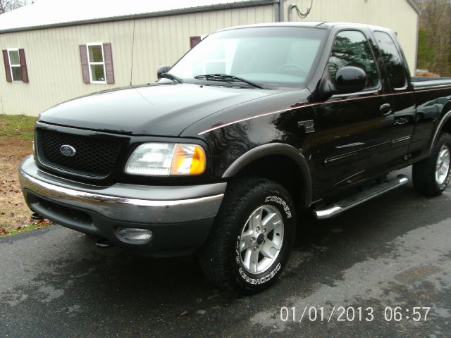 2002 Ford F150 SLT 1 Ton Dually 4dr 35