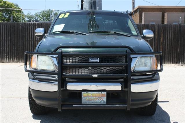 2002 Ford F150 VAN BASE