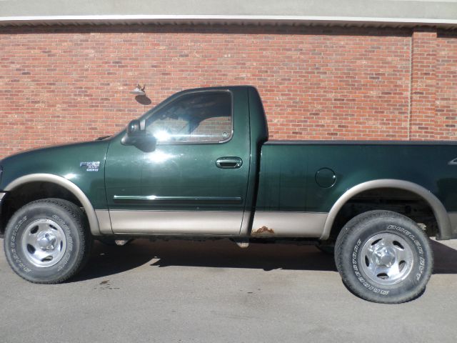 2002 Ford F150 SL 4x4 Regular Cab