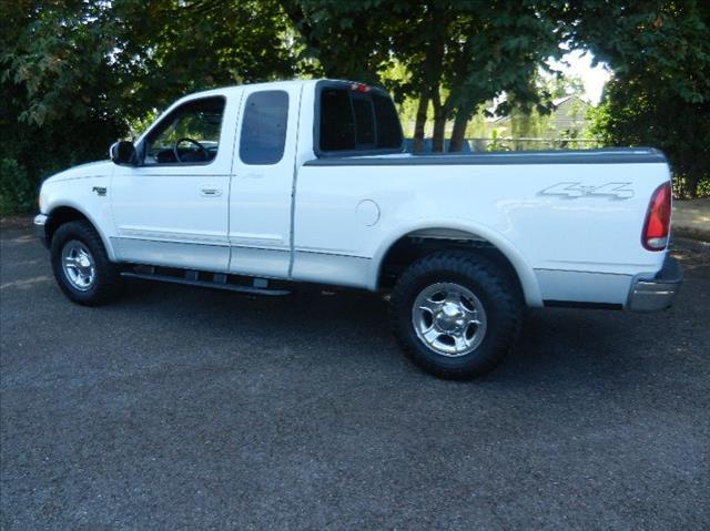 2002 Ford F150 K1500 Lt