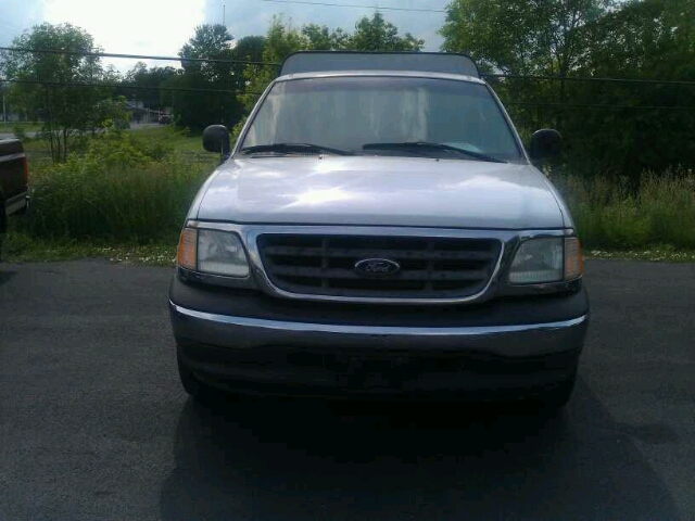 2002 Ford F150 3.0si Coupe