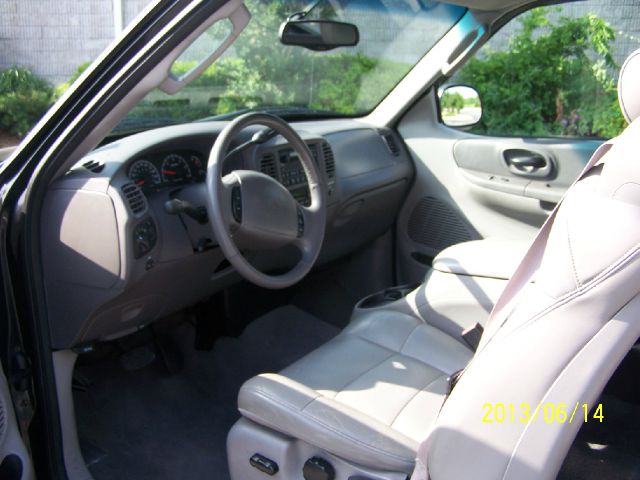 2002 Ford F150 Executive L