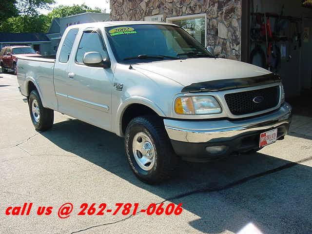 2002 Ford F150 SLT 1 Ton Dually 4dr 35