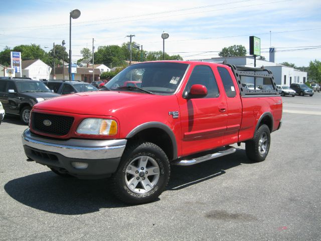 2002 Ford F150 SLT 1 Ton Dually 4dr 35